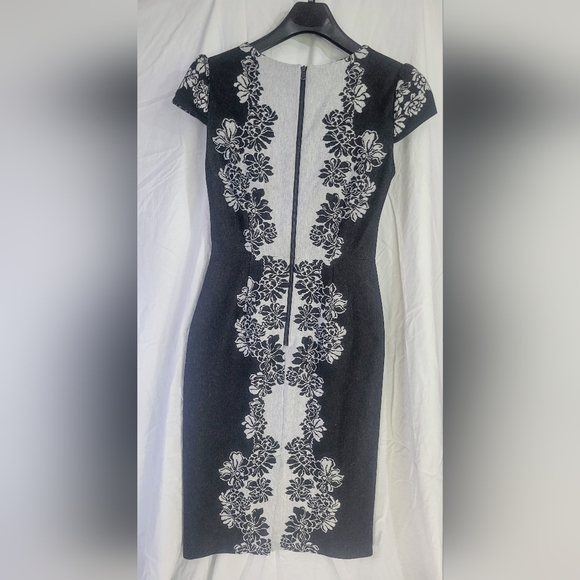 Betsey Johnson black and gray floral pencil dress size 2 whimsigoth office siren - Picture 5 of 9
